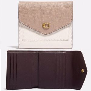 SOLD- Coach Wyn Wallet